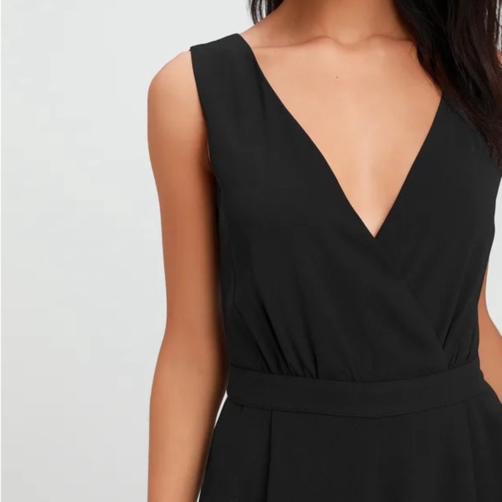 Luluās Kiska Black Lace Jumpsuit Large - Picture 3 of 12